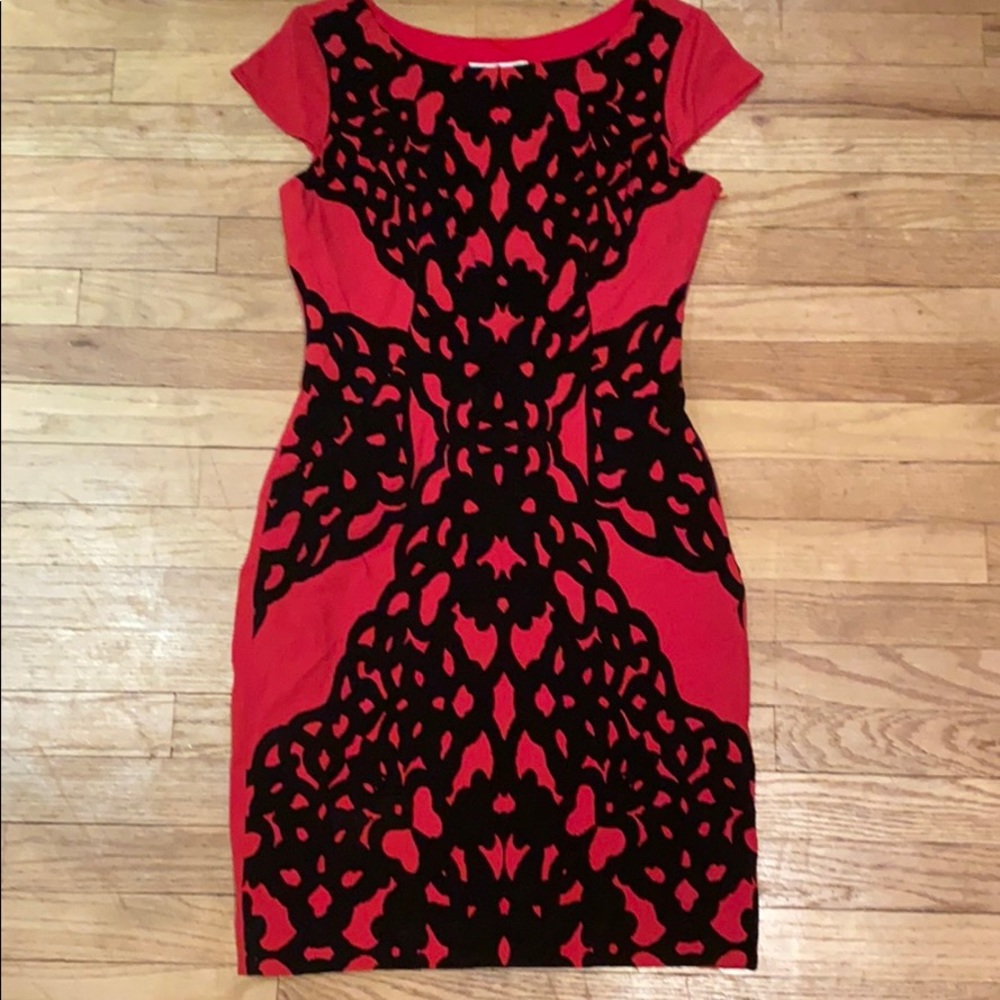 Velvet applique front dress side zip cap sleeves